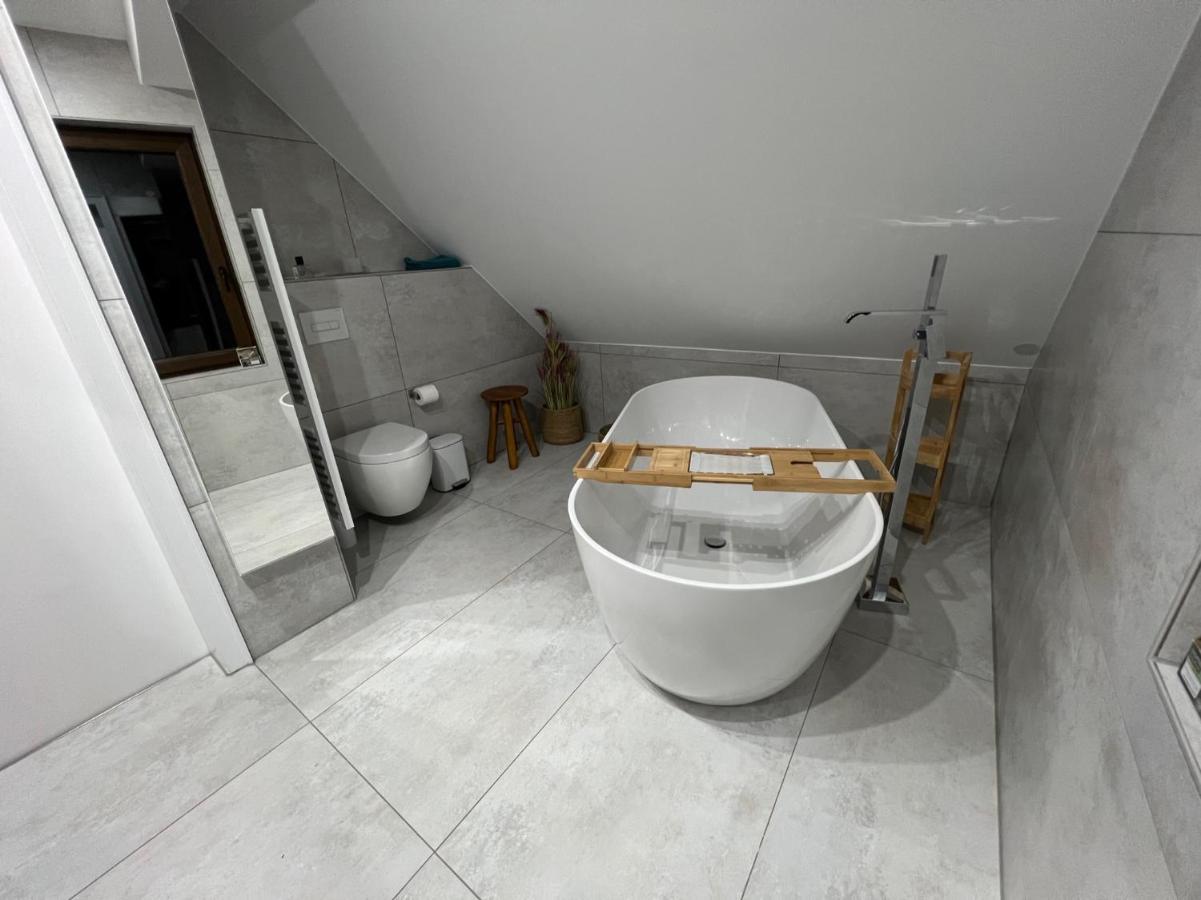 Rotterode Wellness Am Morgengau Mit Whirlpool Und Sauna מראה חיצוני תמונה